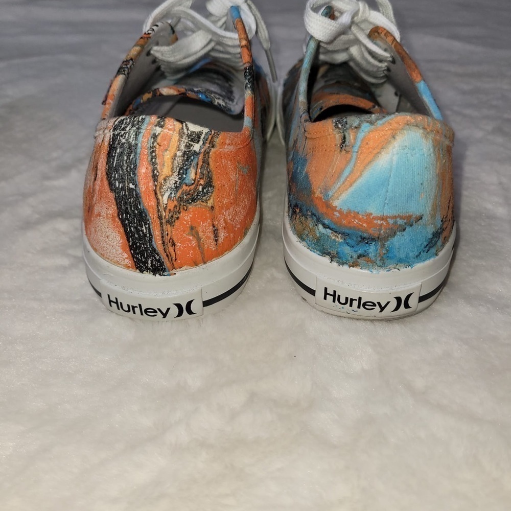 Hurley Tennis Shoes - Picture 3 of 4